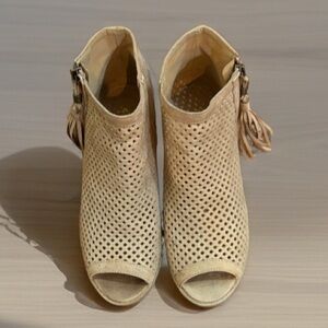 Qupid Beige Peep-Toe Ankle Booties